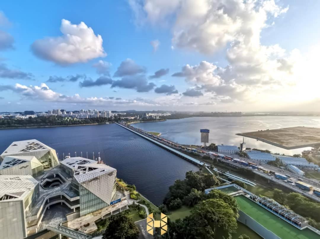 R&F Princess Cove Ciq Premium Sea & City View Suites By Neo Johor Bahru Extérieur photo